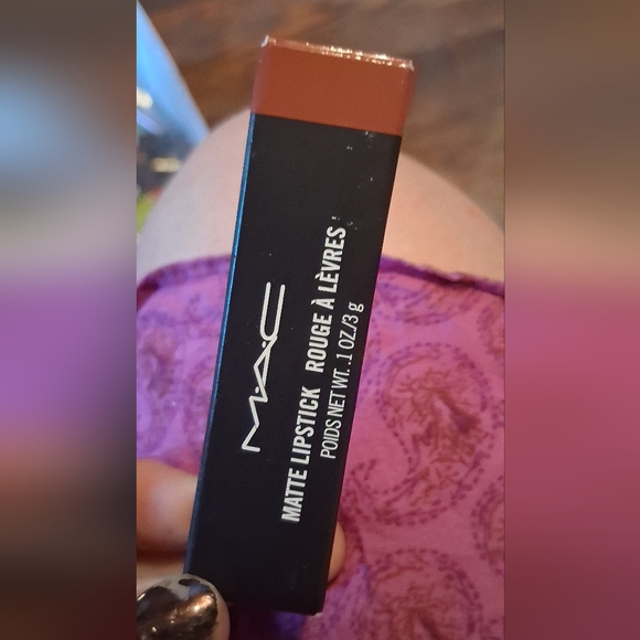 Mac 3 Pc Lipstick And Lip Laquer Bundle - Picture 4 of 7